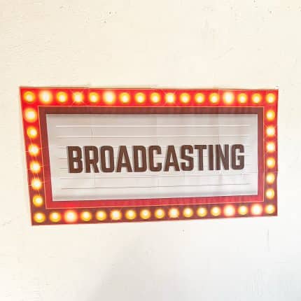 Poster Broadcasting
