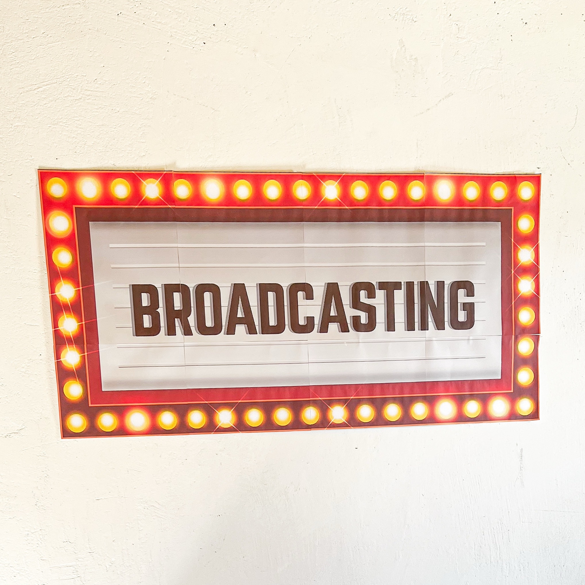 Poster Broadcasting